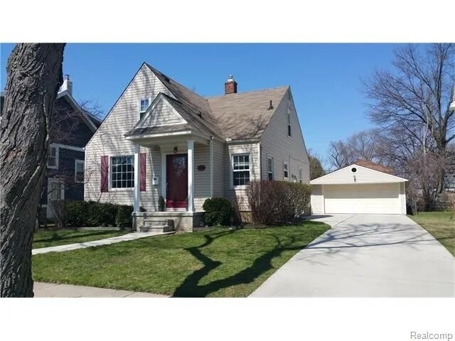 Primary Photo - 1642 Oxford Rd