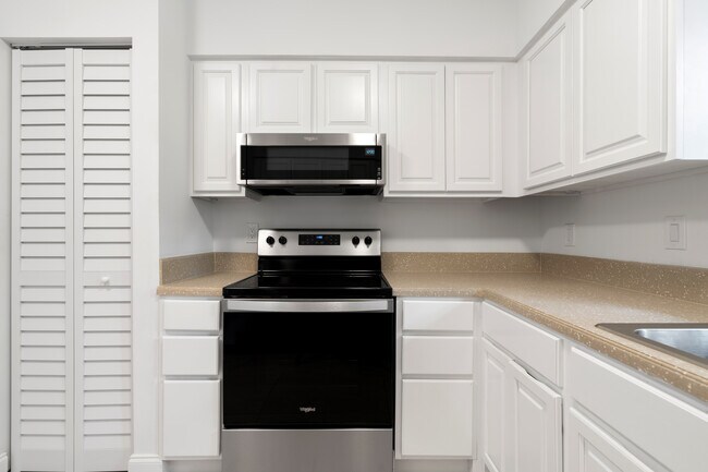 Building Photo - 4834 Bethel Creek Dr