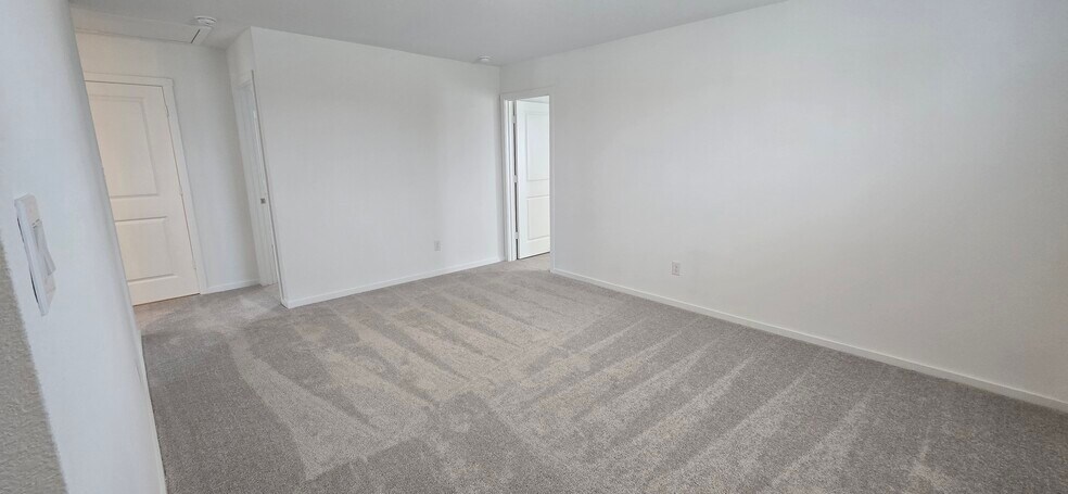 Building Photo - 3157 Burmese St