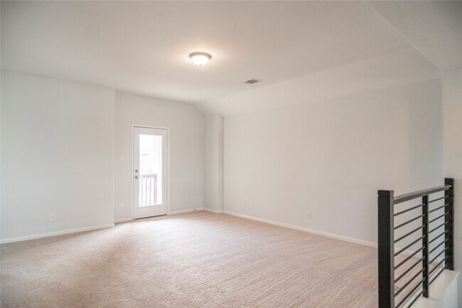 Building Photo - 208 Cambria Green Ln