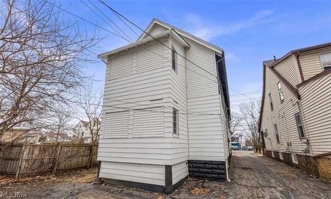 Building Photo - 9409 Denison Ave