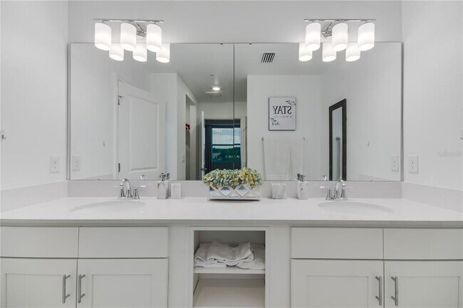 Building Photo - 3191 Paradox Cir