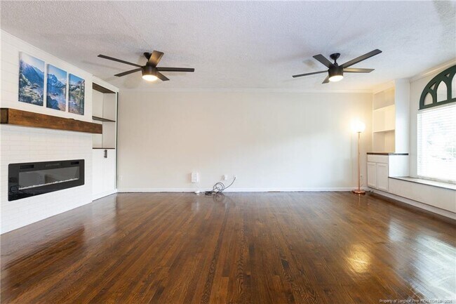 Building Photo - 2706 Colgate Dr