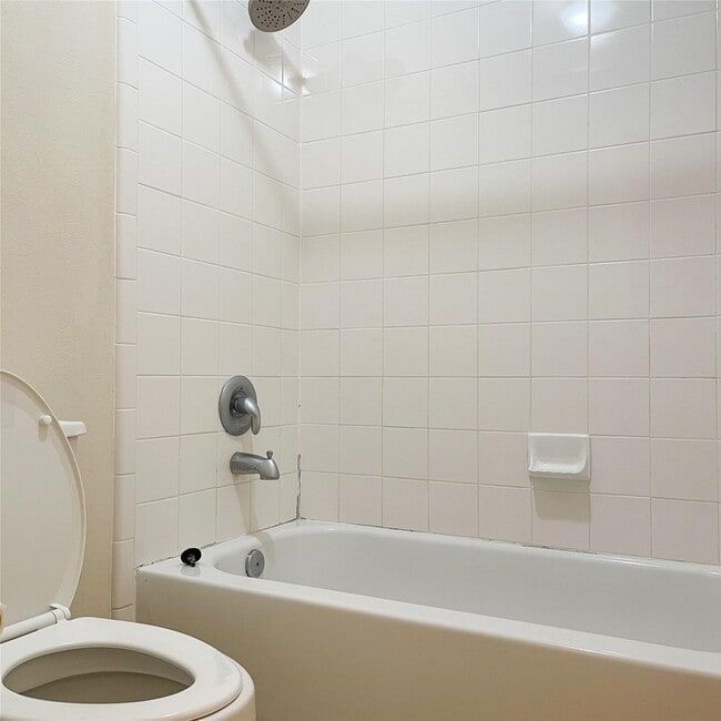 Building Photo - 2606 Sun Flare Ln