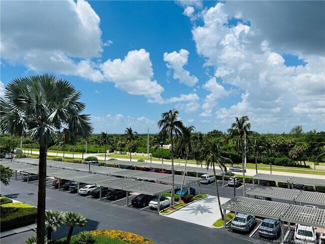 Building Photo - 8880 S Ocean Dr
