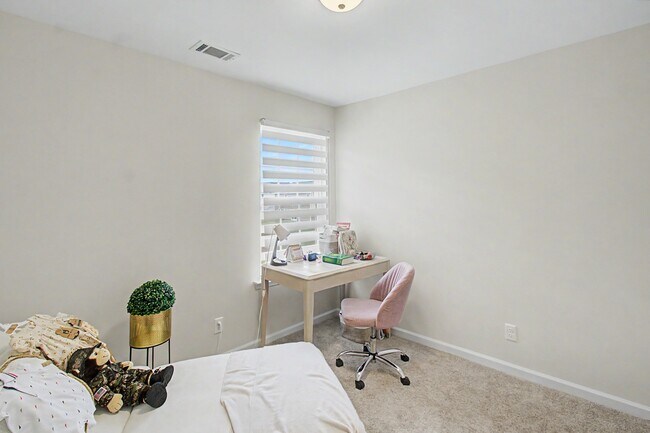 Building Photo - 1019 Turpentine Trl