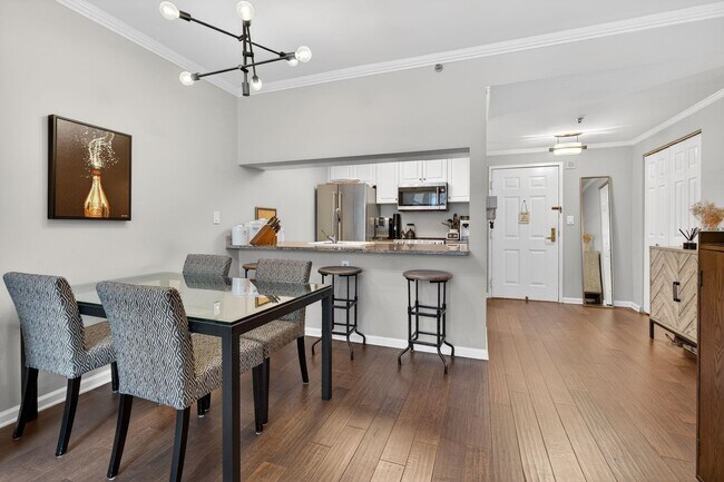 Building Photo - 2 Constitution Ct