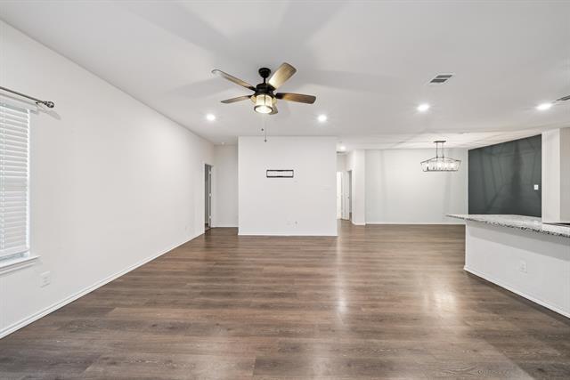 Building Photo - 809 Farmstead Wy