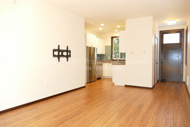 Building Photo - 839 NW 63rd St