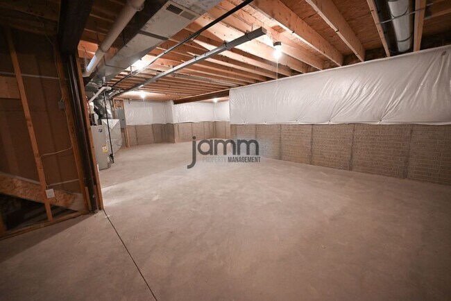 Building Photo - 8768 Mavis Trl