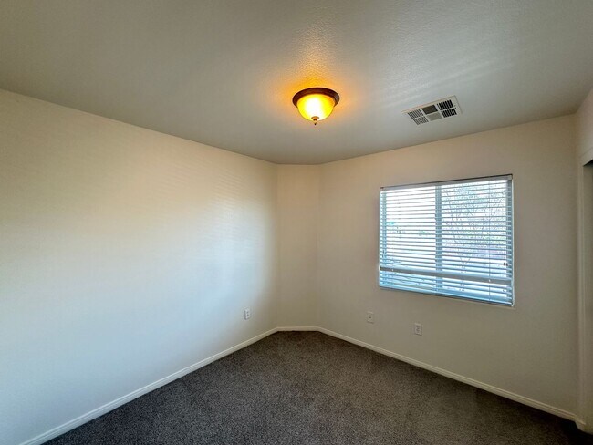 Building Photo - WARM SPRINGS TORREY PINES 10