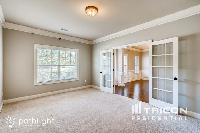 Building Photo - 2706 Holden Spring Dr