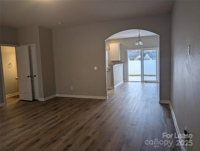 Building Photo - 8419 Candlenut Ln