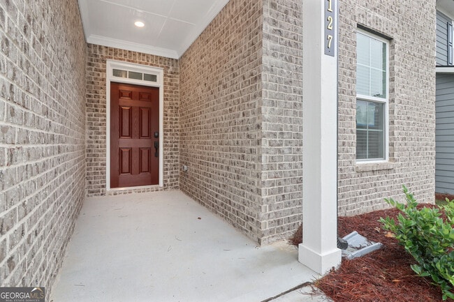 Building Photo - 127 Vivian Ln