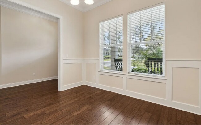 Building Photo - 4 Bed/3 Bath Coastal Beauty!