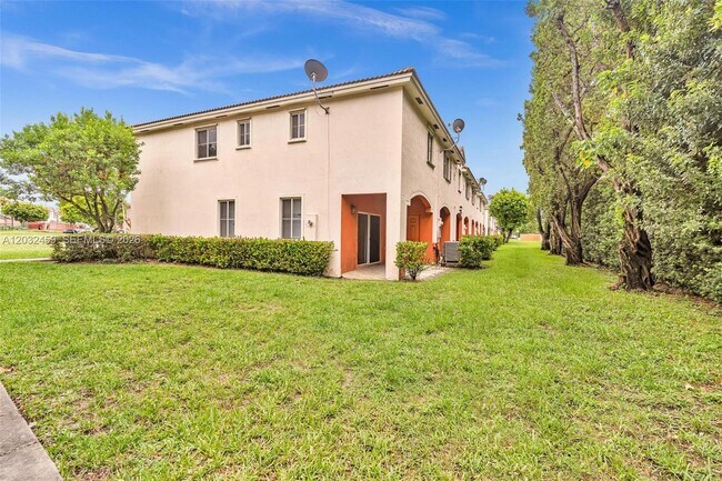 Building Photo - 17337 NW 7th Ave