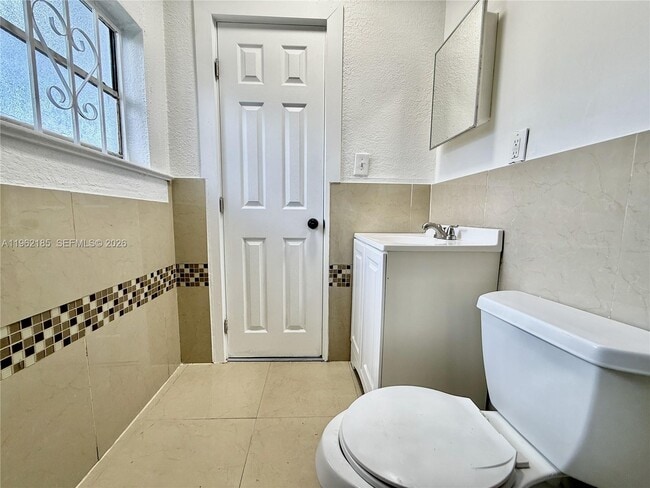 Building Photo - 5720 NW 23rd Ave