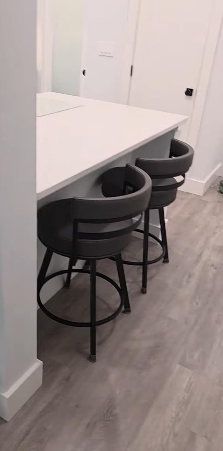 two chairs at kitchen counter - 27 Booth St