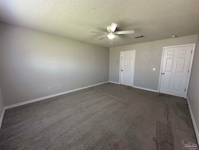 Building Photo - 9137 Daytona Dr