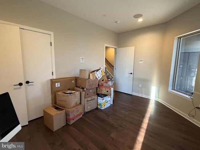 Building Photo - 3119 Pierview Ln