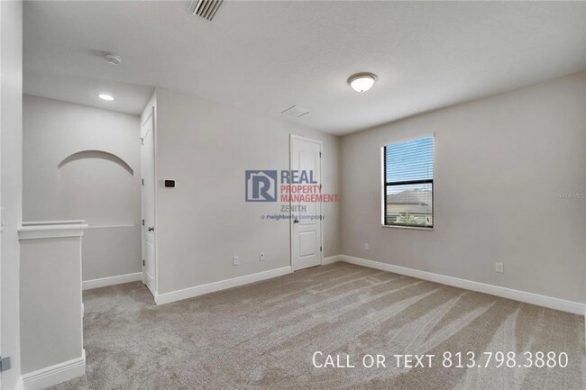 Building Photo - 12149 Creek Preserve Dr