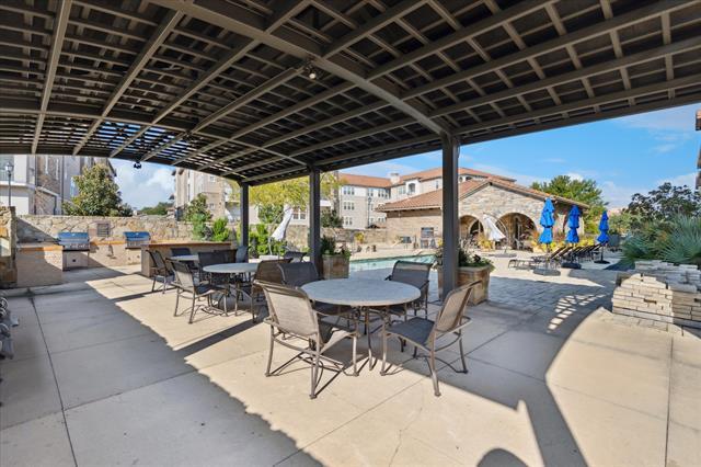 Building Photo - 610 Via Ravello