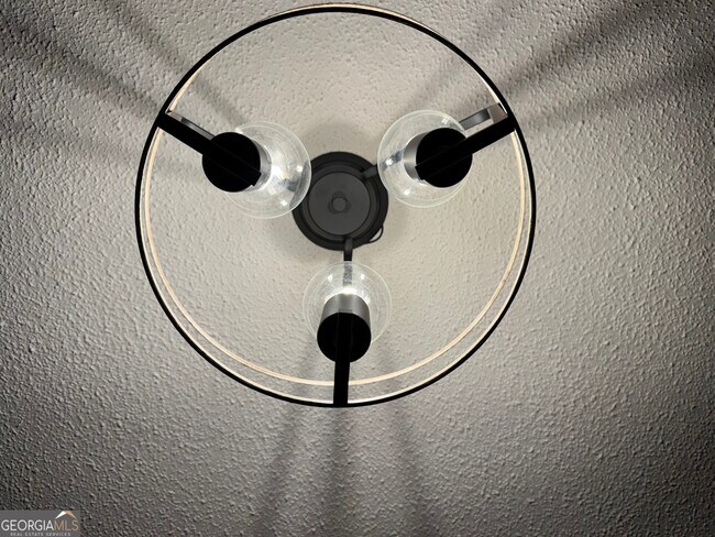 Building Photo - 107 Belair Dr