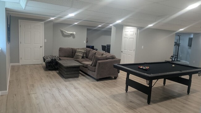 Building Photo - ***Please Respond Directly to the Online Listing, Calls May Not Be Returned***