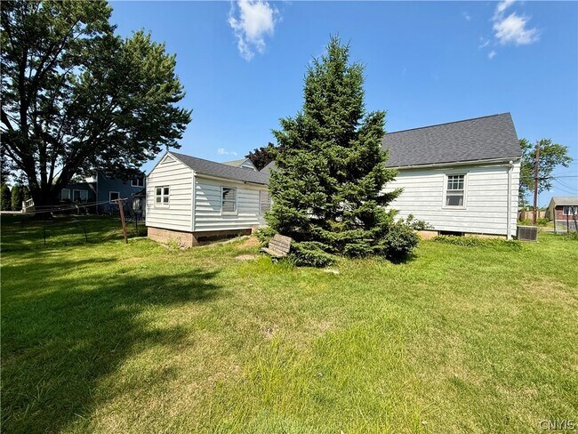 Building Photo - 116 Chestnut Hill Dr