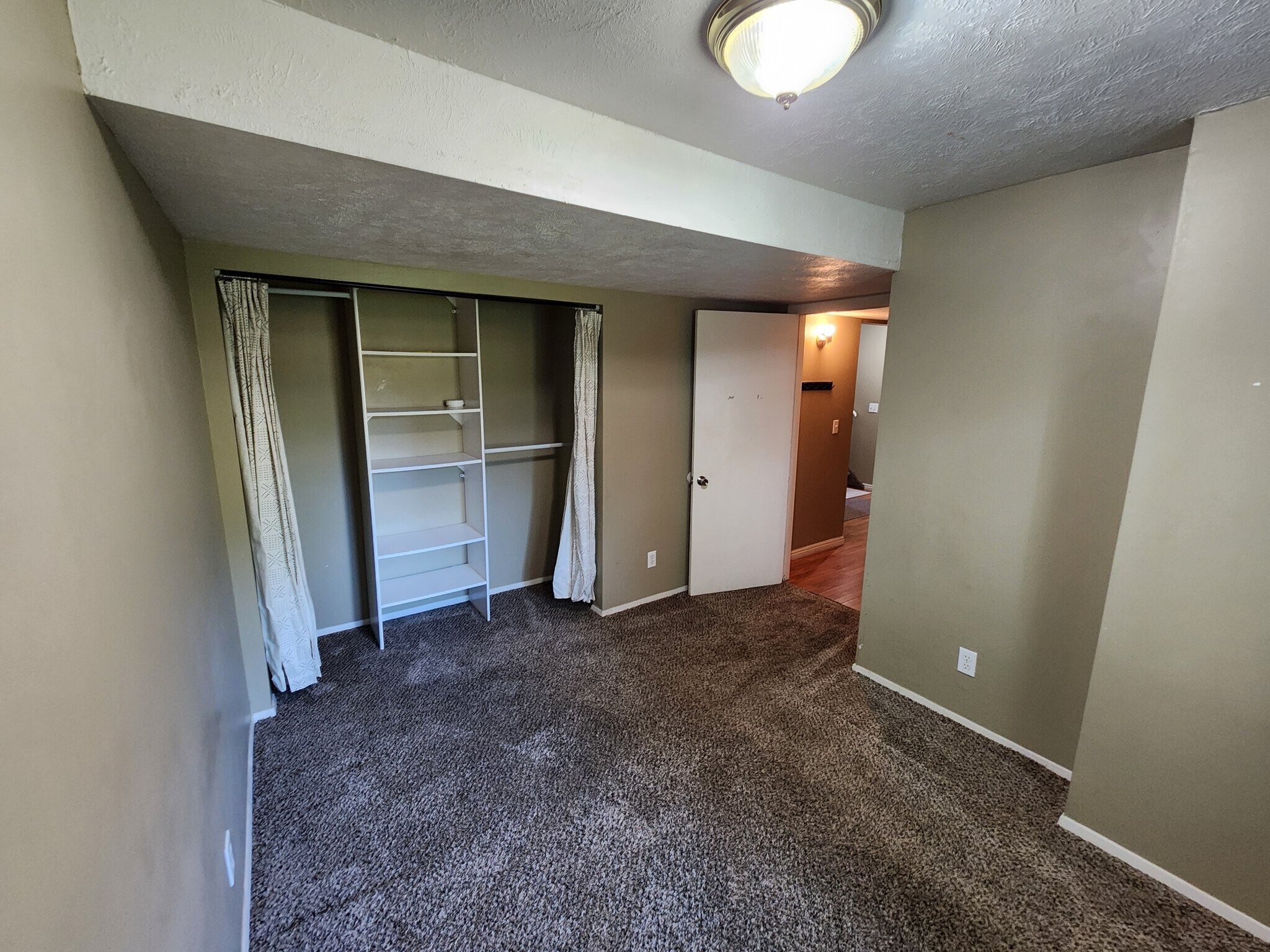 Building Photo - 6263 W 4305 S