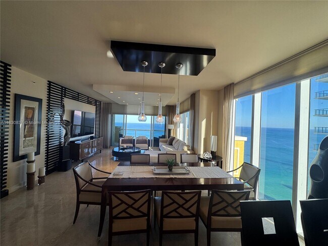 Building Photo - 17875 Collins Ave