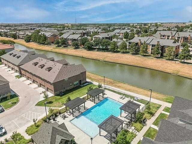 Building Photo - 679 Watersedge Ct