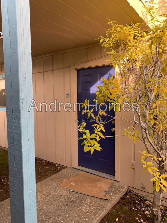 Building Photo - 150 Sea Ridge Ct