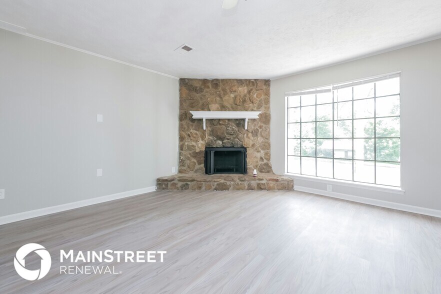 Building Photo - 8236 Greenmar Way