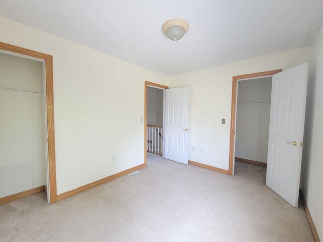 Building Photo - 2 br, 1.5 bath House - 3 Bakers Pointe