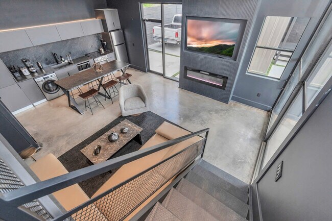 Building Photo - 2683 Blodgett St