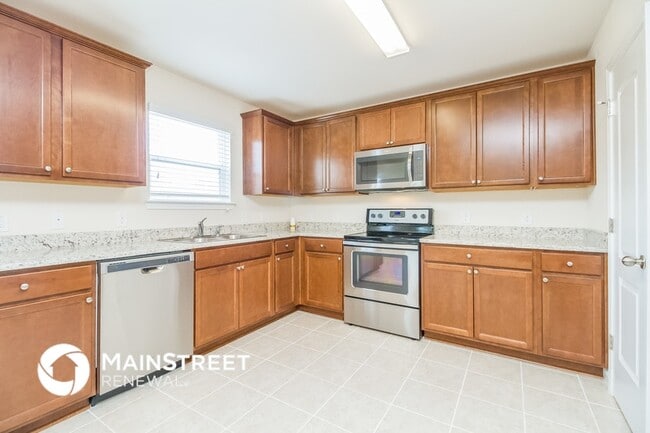 Building Photo - 3309 Marichal Dr