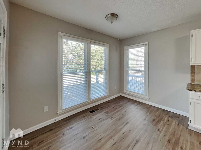 Building Photo - 3610 Spring Leaf Ln