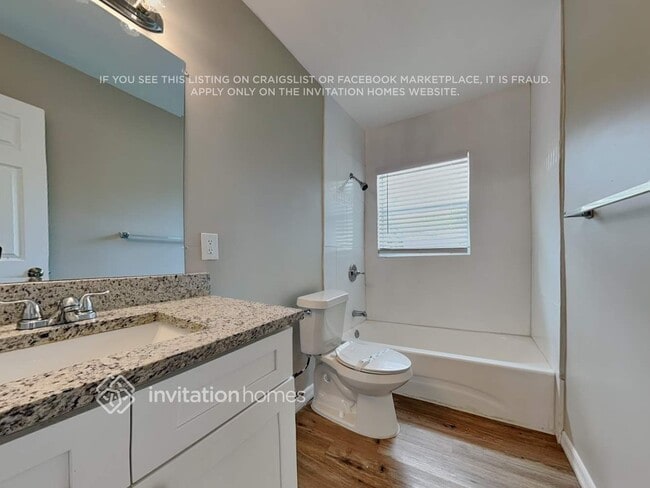 Building Photo - 1720 Newton St