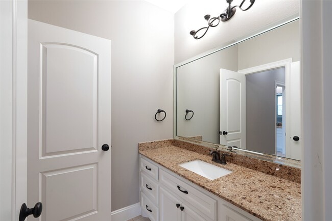 Building Photo - 32726 Tall Oaks Way