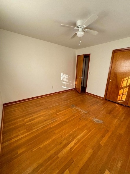 Building Photo - 4220 Oakridge Dr