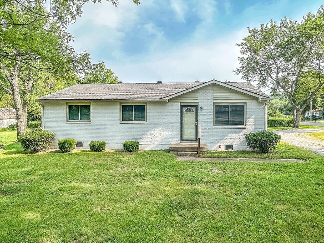 Primary Photo - 709 Liberty Pike