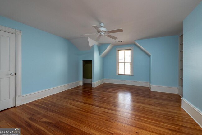 Building Photo - 765 Woodland Ave SE