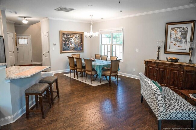 Building Photo - 919 Carolina Ave