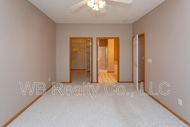 Building Photo - 7725 Wistful Vista Dr