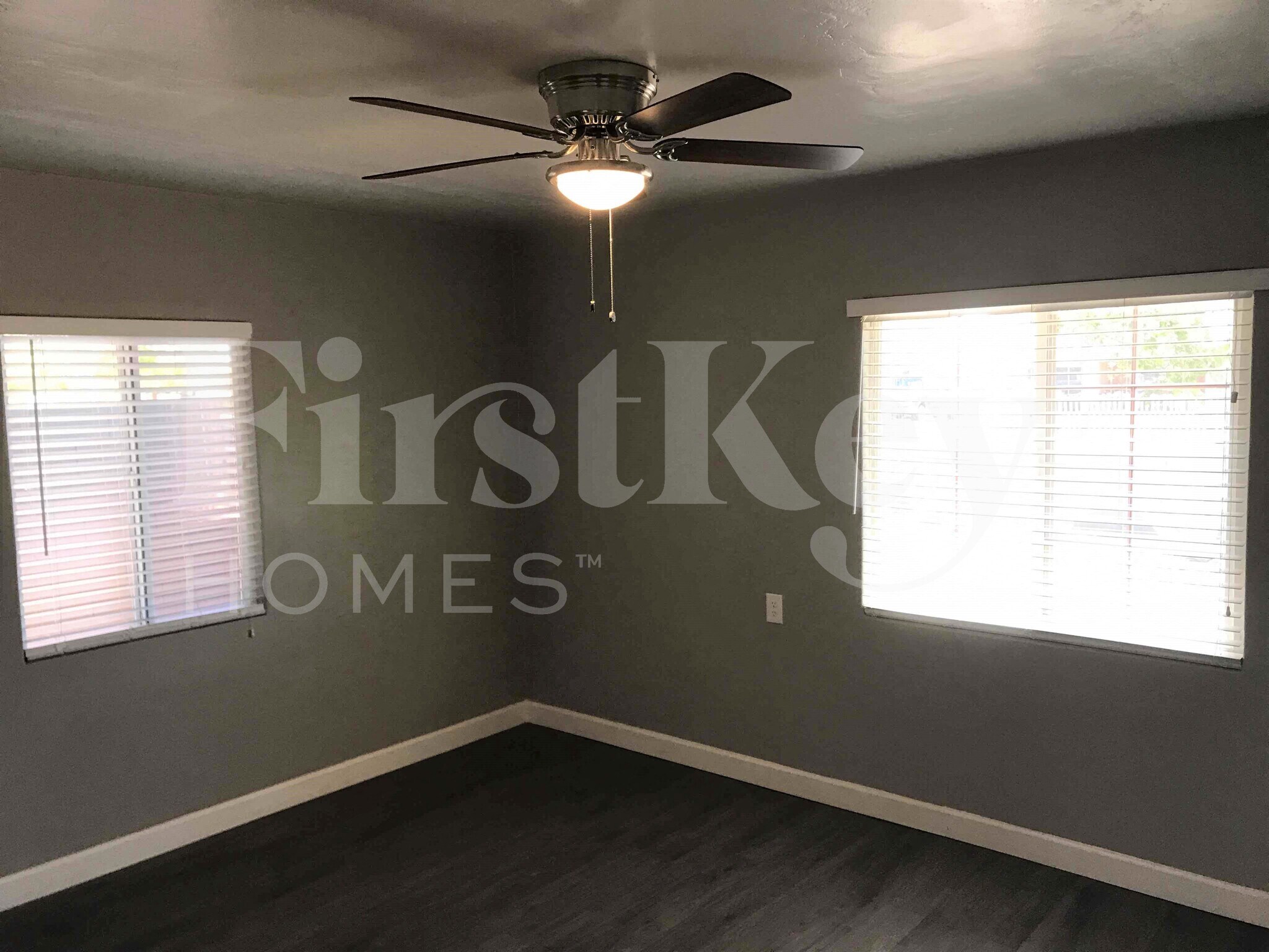 Building Photo - 4319 N 15th Ave