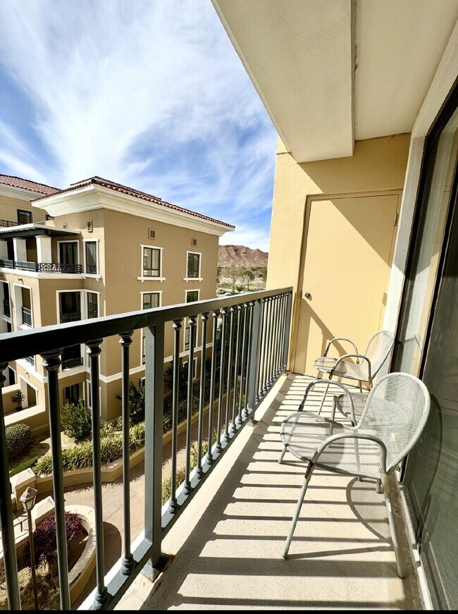 Building Photo - Fully Furnished Lake Las Vegas Studio | Waterfront Living | All Utilities Included | Flexible Lea...