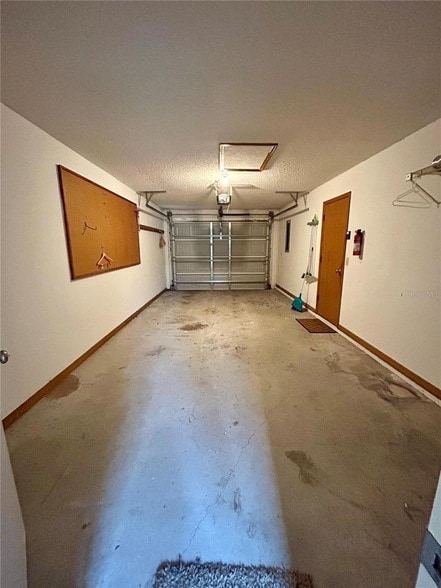 Building Photo - 63 Ivy Ln