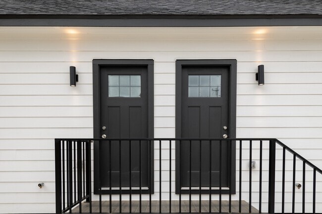 Building Photo - 2316 McKee St