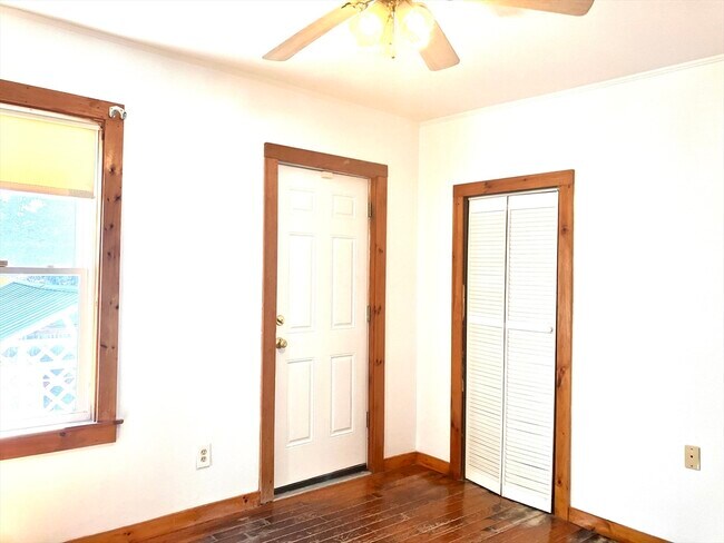 Building Photo - 4 Sisson Terrace